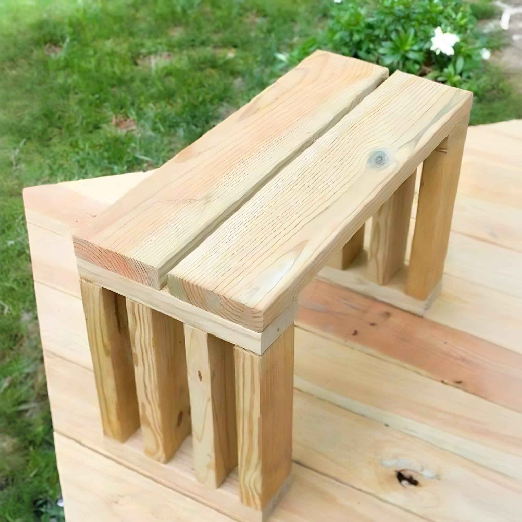 Ath730 - مقعد خشبي