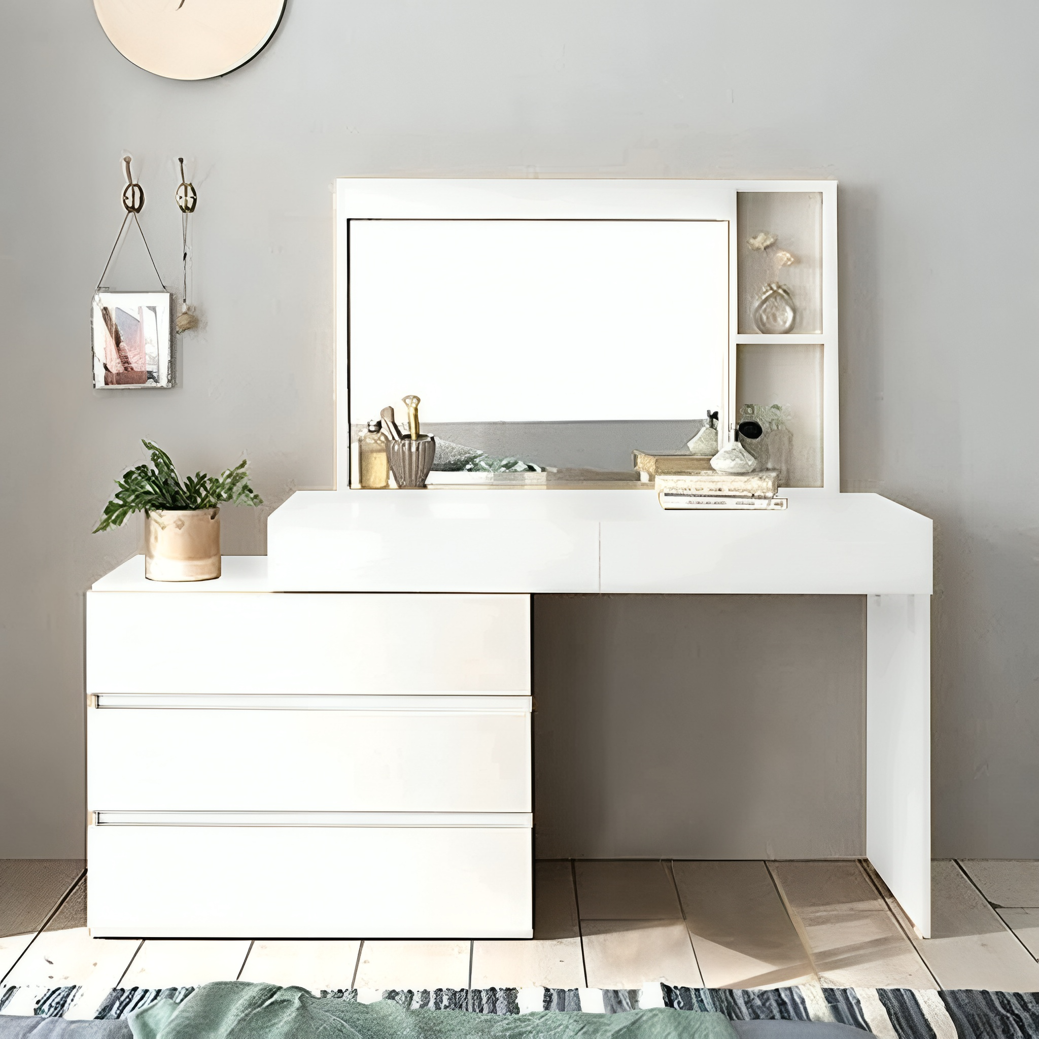 Best 20 - تسريحة لون ابيض و 3 أدراج