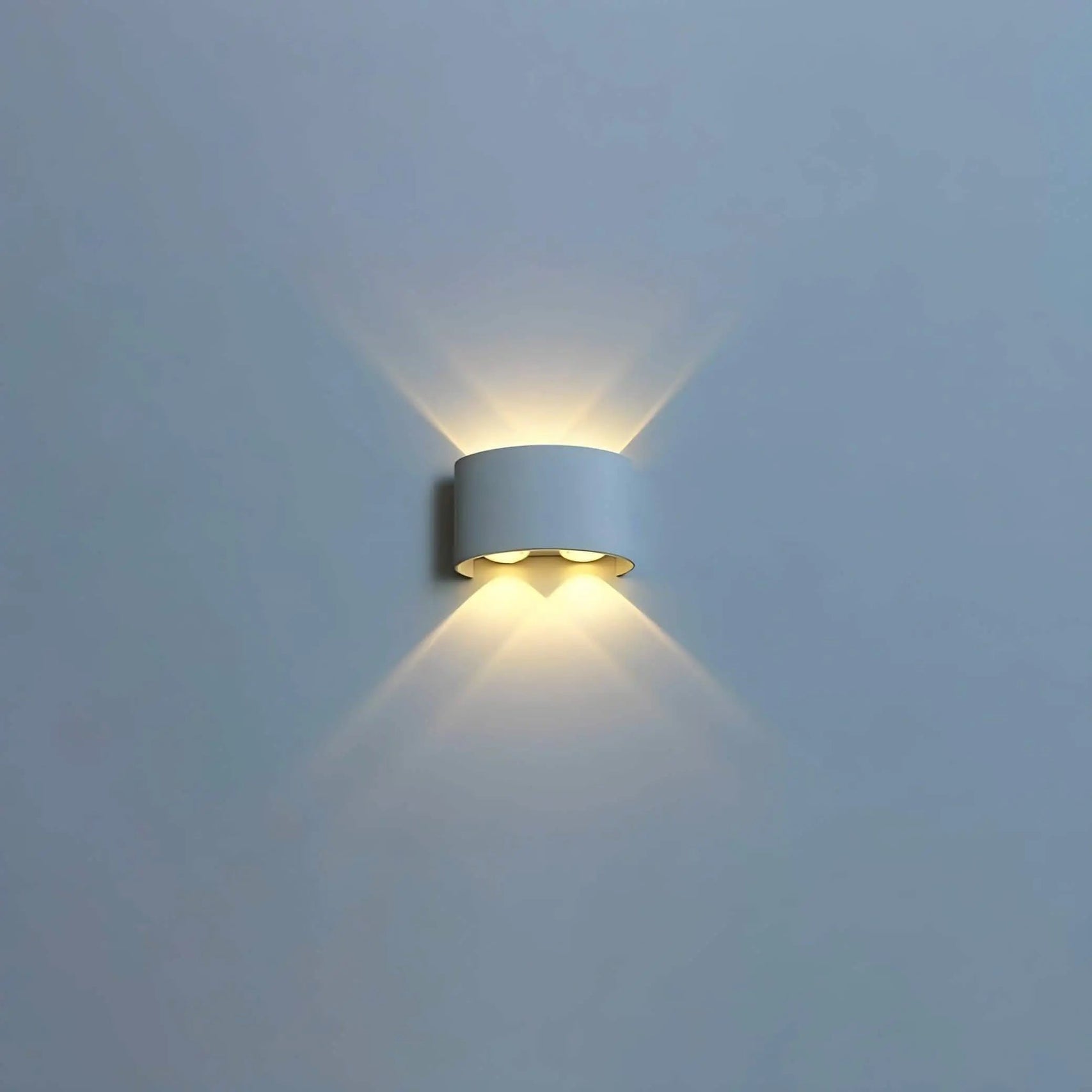Light121  - مصباح حائط أبيض
