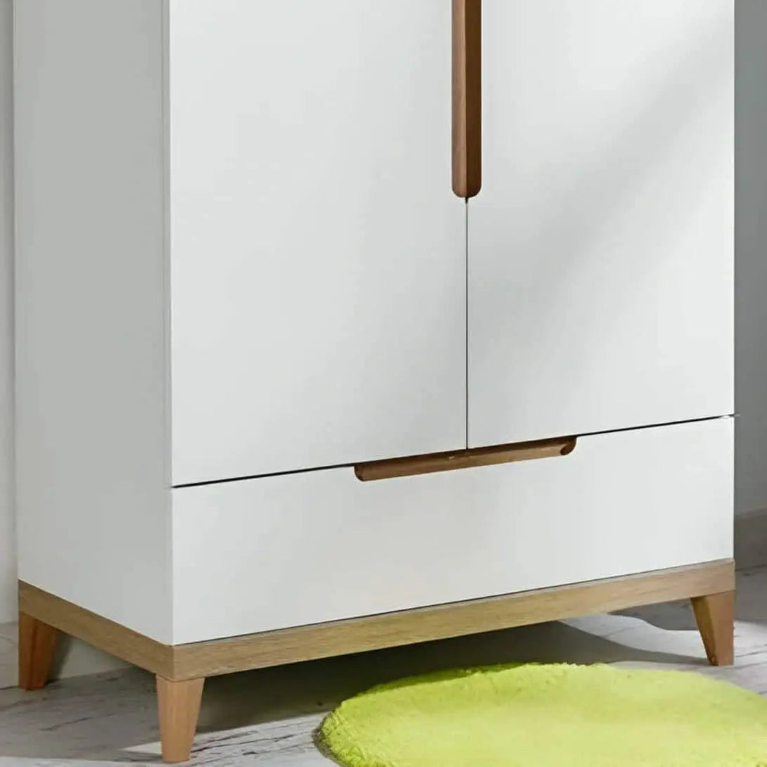 Ath1512 - دولاب خشبي