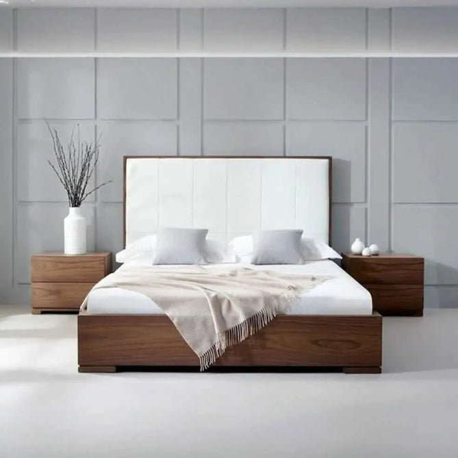 Dim26 - سرير خشبي