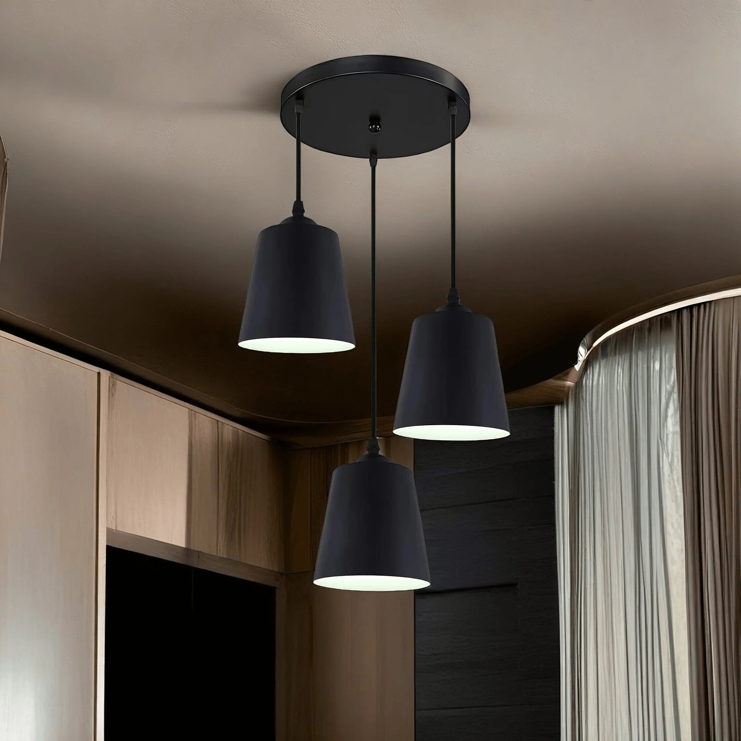 Light20 - مصباح سقف لون اسود