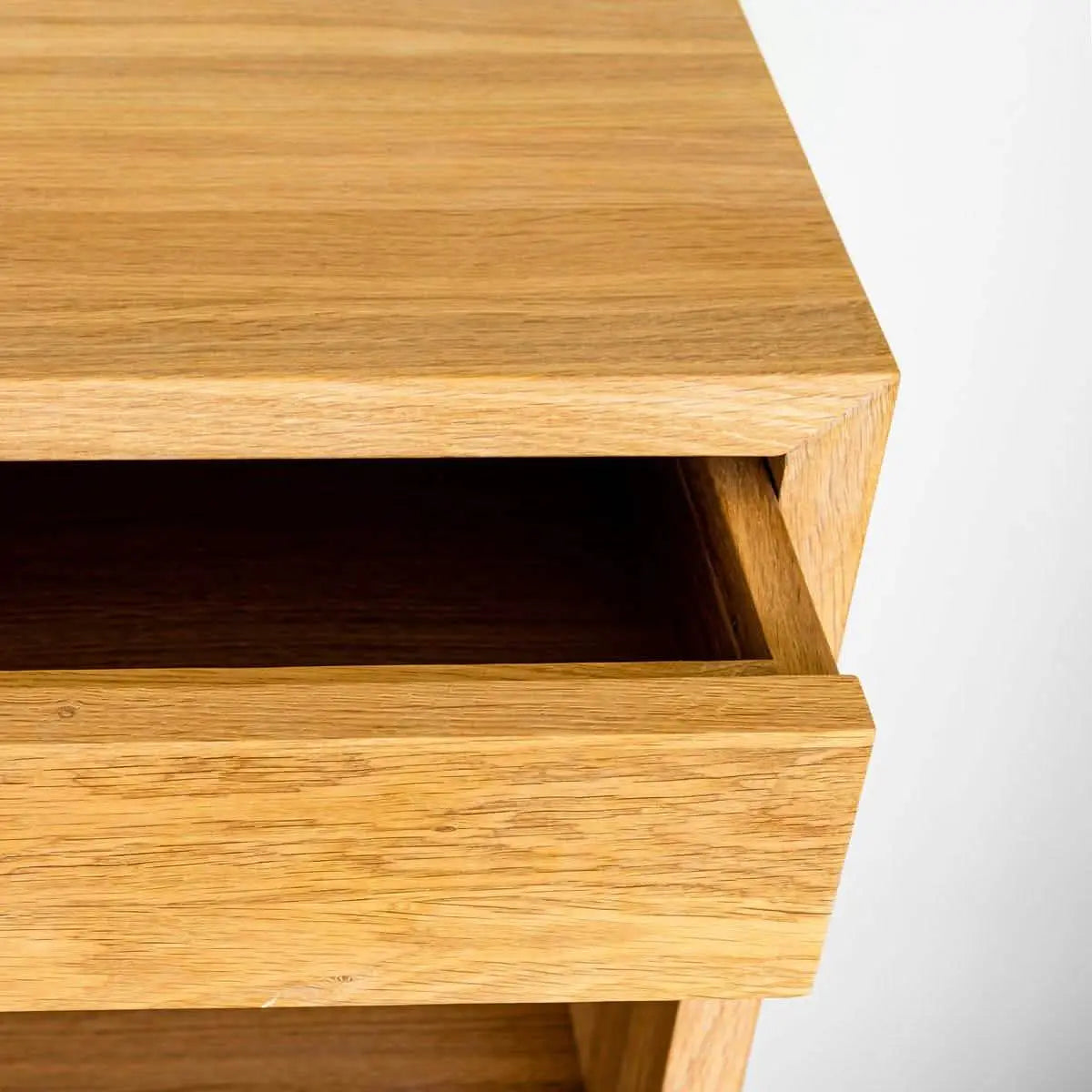 كومود خشبي معلق - Tar259