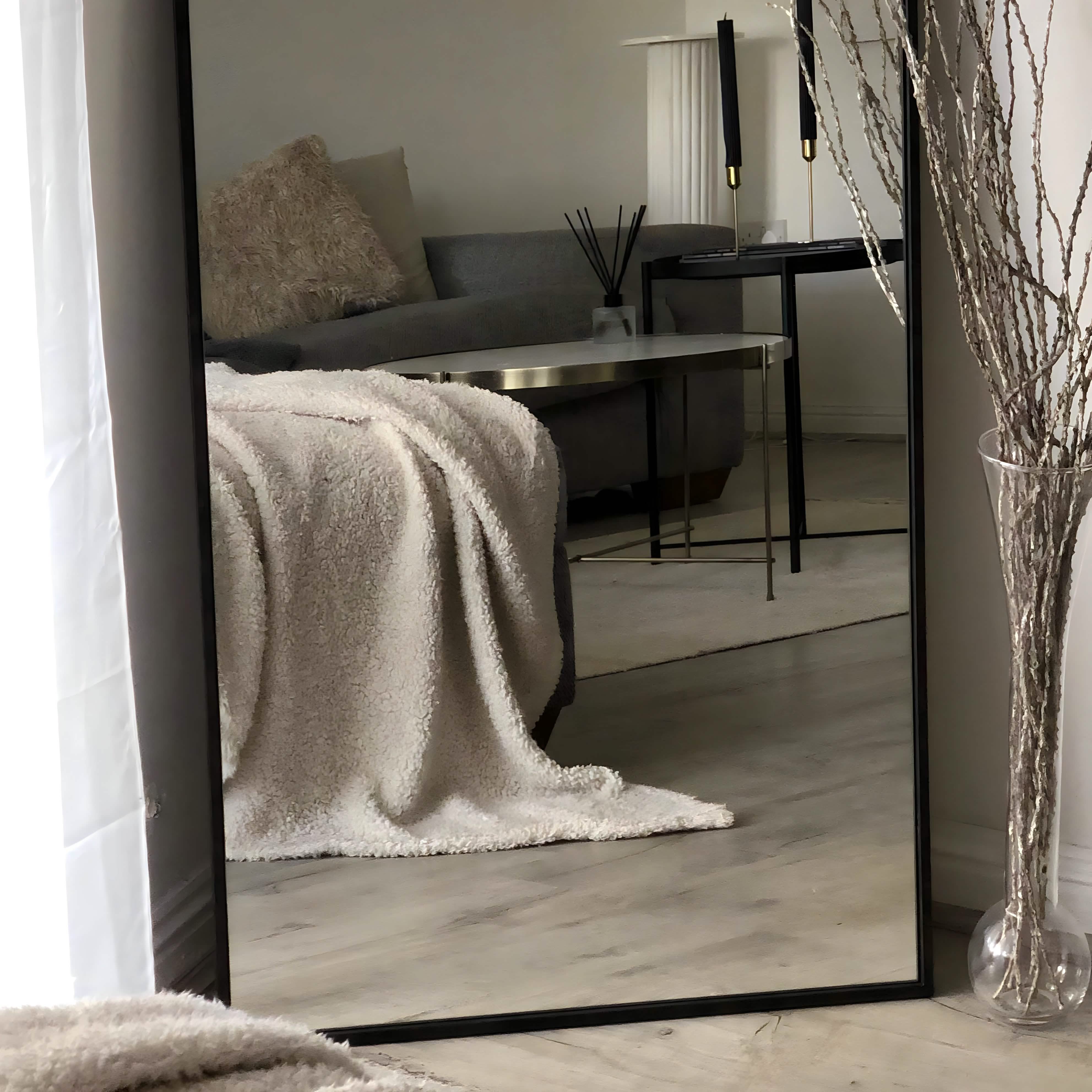 Best 127- مرايا بإطار أسود