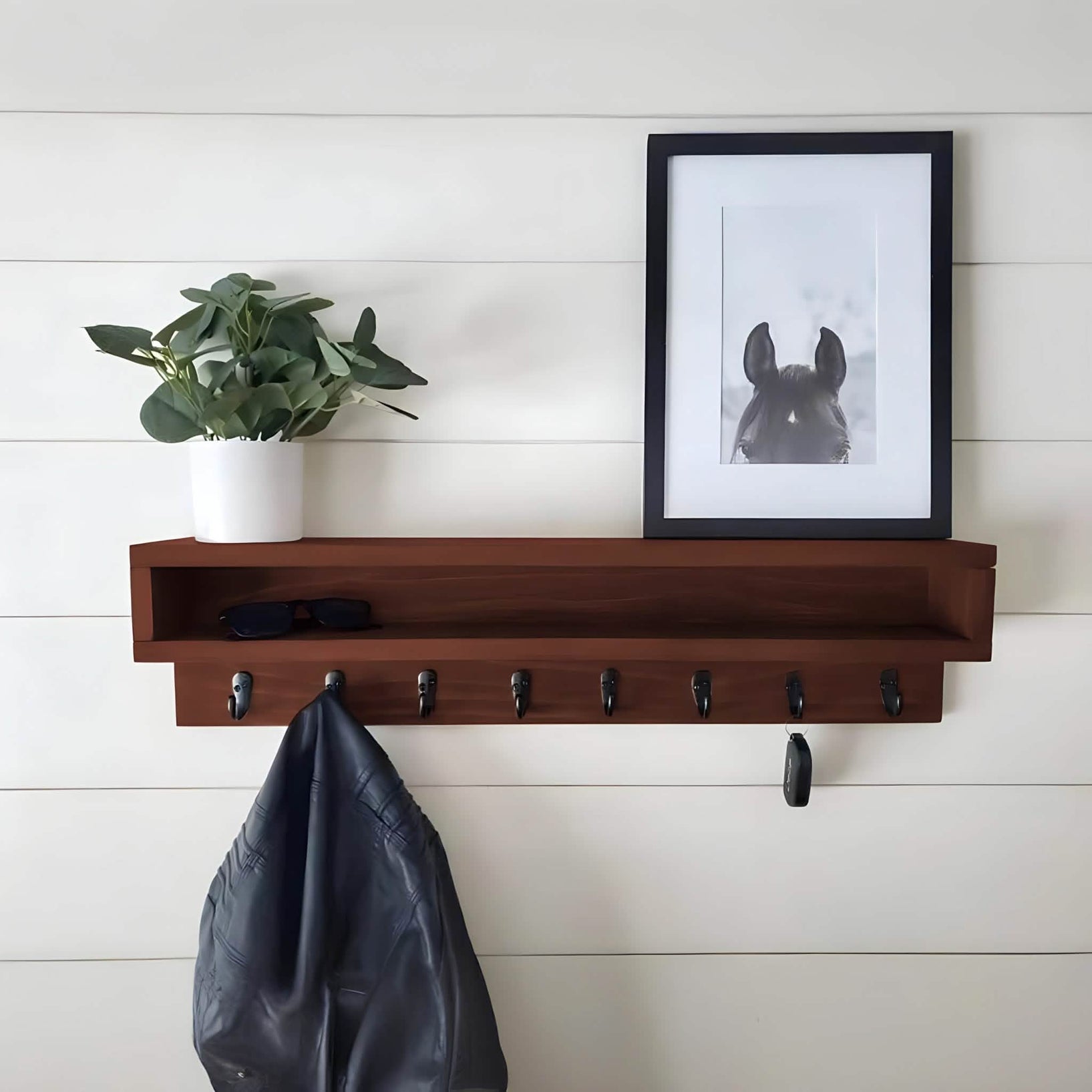 Ath668 - رف حائط مع شماعه