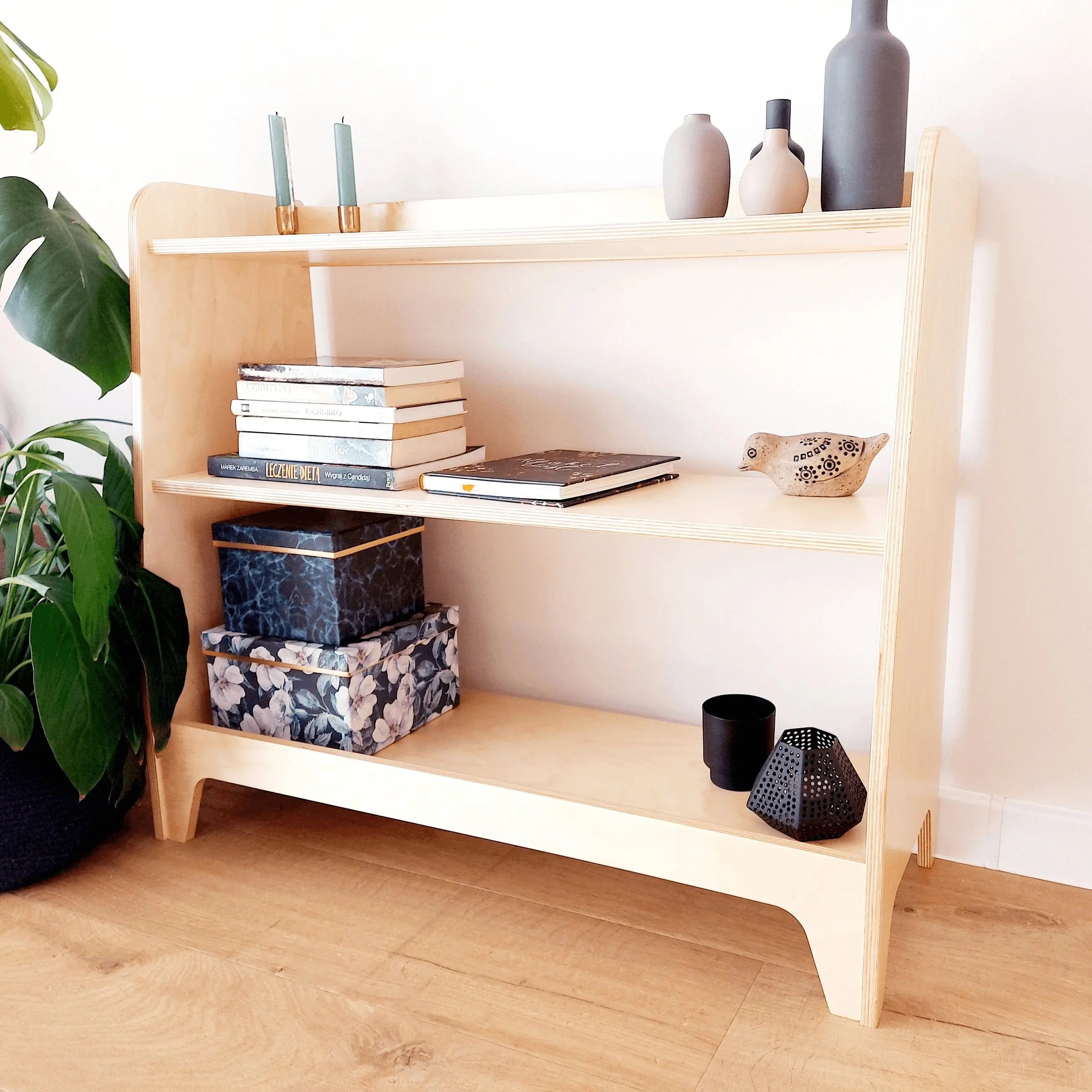 وحدة تخزين خشبية - Tar311